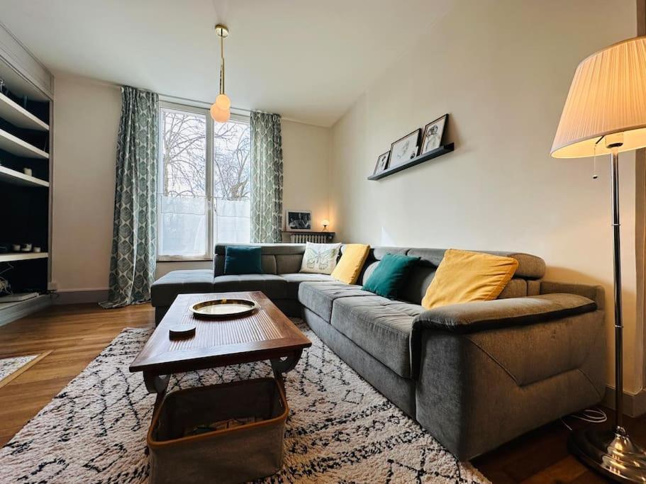 Le Jardin Secret - Jardin/Loire Apartment ตูร์ ภายนอก รูปภาพ